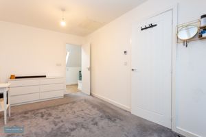 Bedroom- click for photo gallery